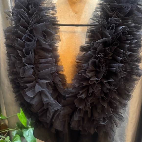 Black Ruffled Bodysuit - Picture 2 of 4
